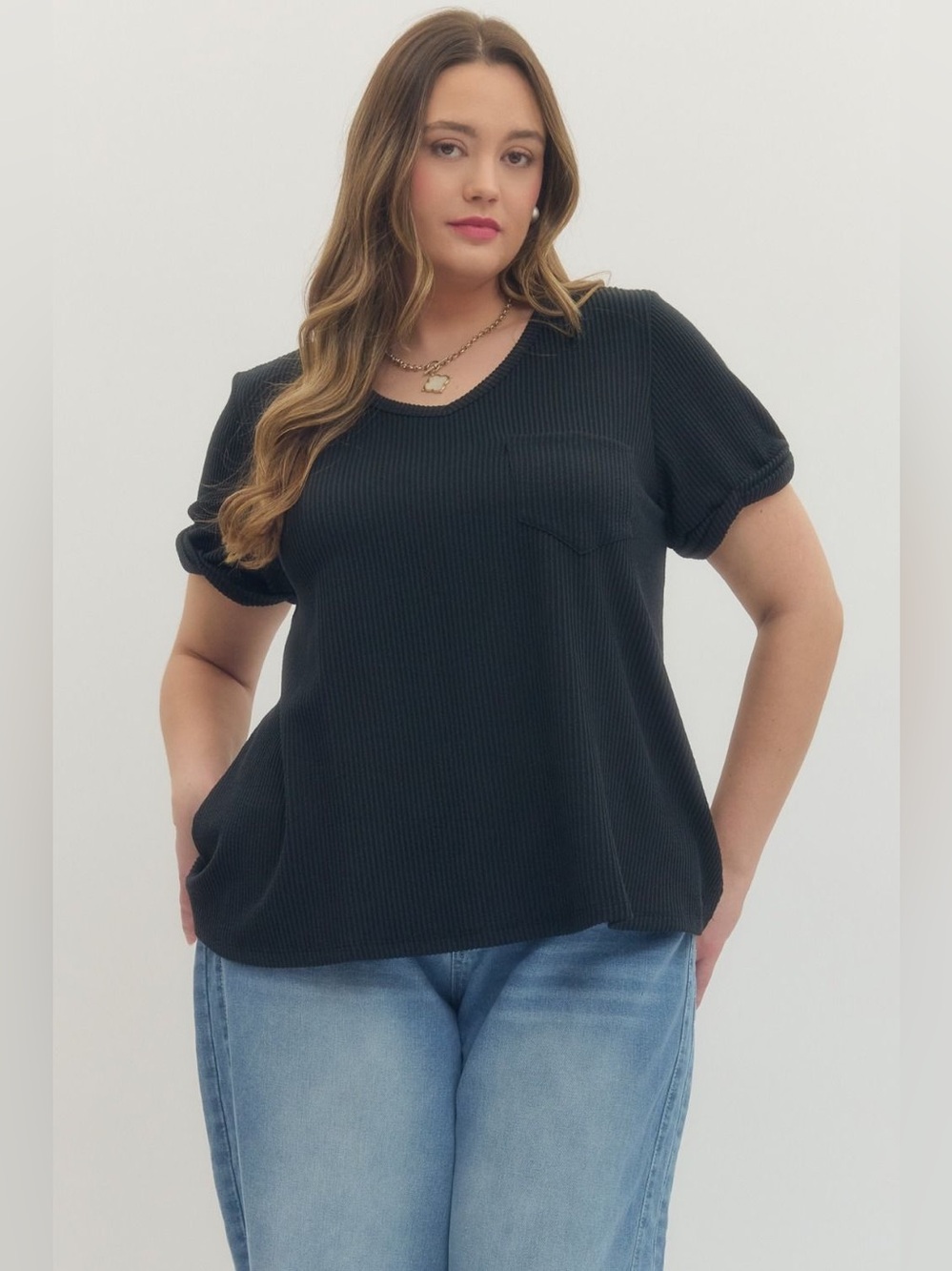 entro V-Neck Knit Pocket Tee